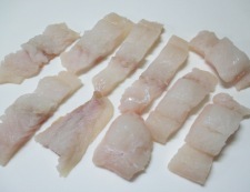 白身魚のスパイシーフライ　調理①