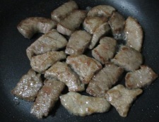 牛肉と筍オイスターソース炒め　調理②