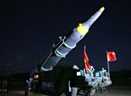 グアム アメリカ ガイドライン 北朝鮮 核ミサイル 金正恩