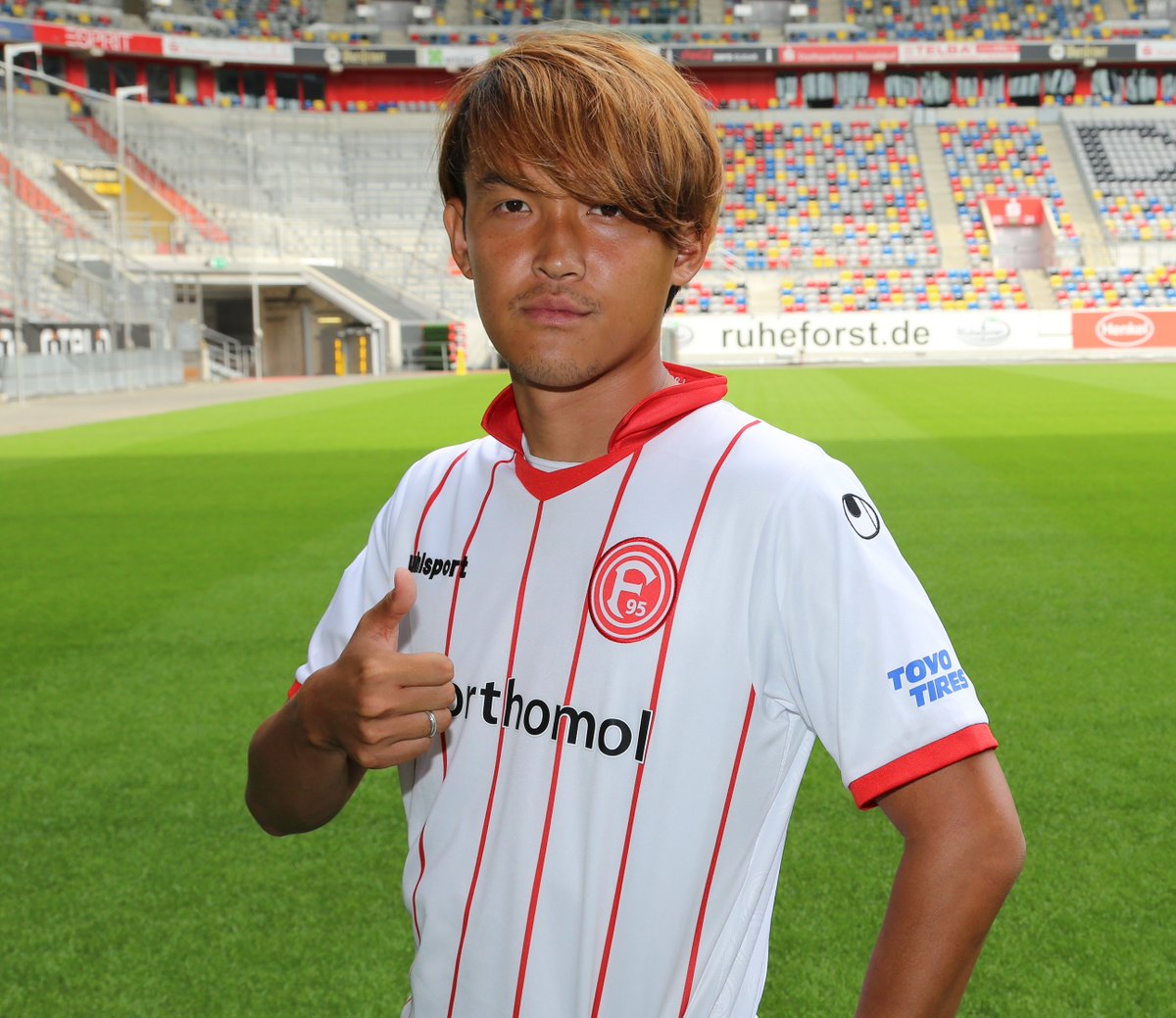F Düsseldorf has confirmed signing FC Augsburg Asian Takashi Usami on a Loan deal