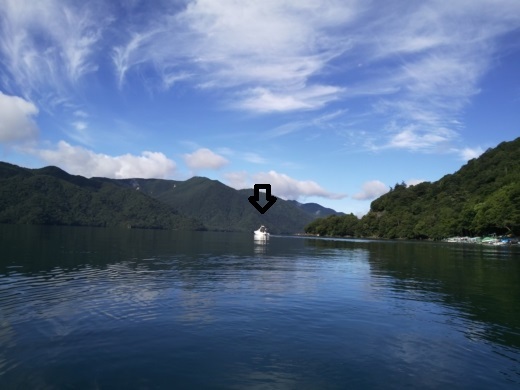 中禅寺湖でボート (10)