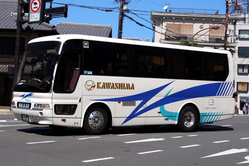 川島観光バス い8888