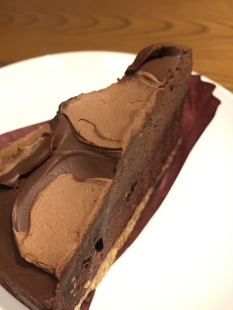 スターバックスコーヒージャパン チョコレートケーキ（リニューアル）