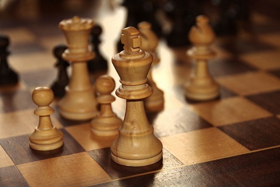 1200px-Chess-king.jpg